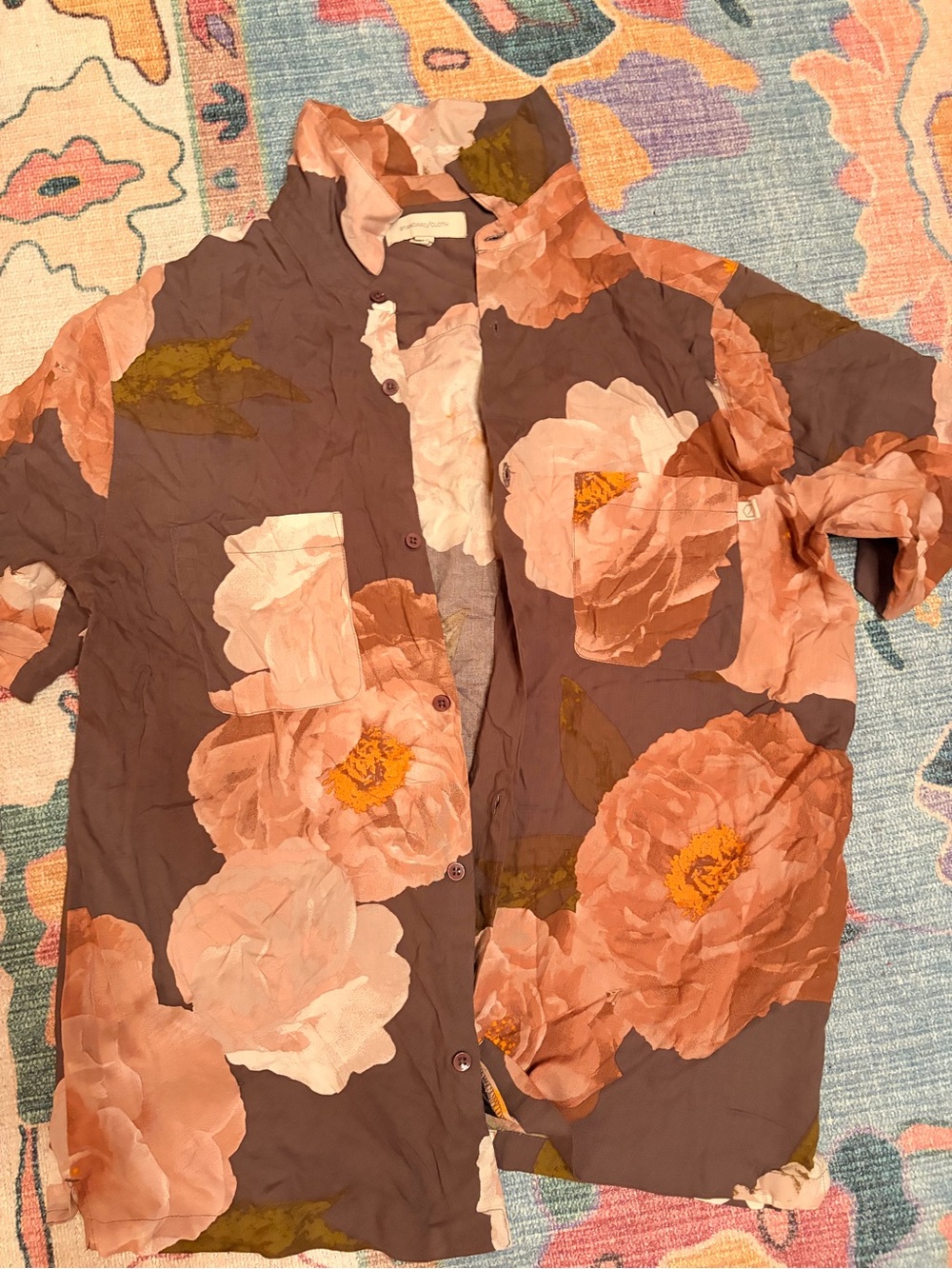 Men’s Urban Outfitters Medium Floral Button-Up Shirt Standard/Cloth
